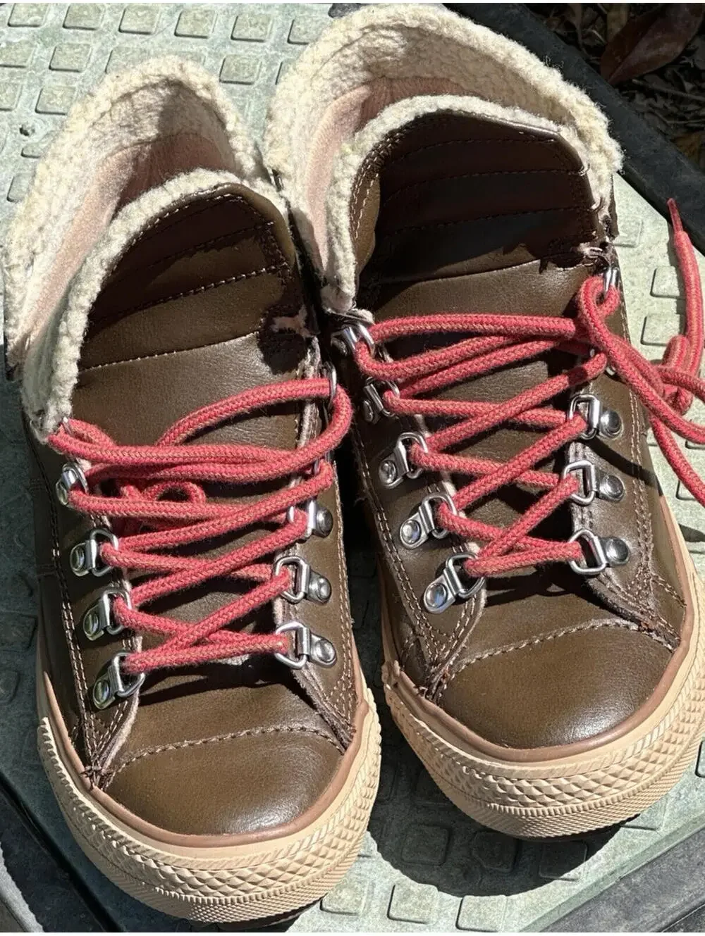 Converse All Star 632531C Brown Leather High Top Boots Kids Lined Red Laces US 4